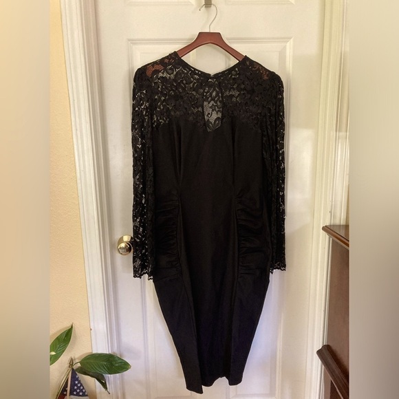 Laura Byrnes Pinup girl wiggle dress black lace from Fall 2014 - Picture 1 of 4